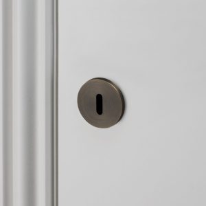 KEY ESCUTCHEON / SMOKED BRONZE