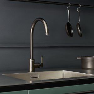 KITCHEN TAP / MIXER / Cross